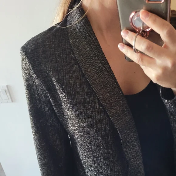 Blazer - Picture 4 of 6